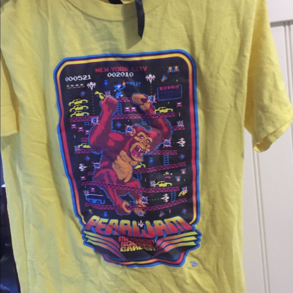 Pearl Jam t shirt